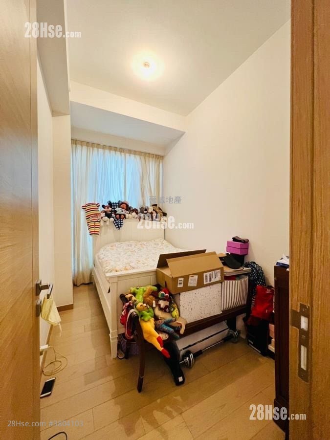 The Bloomsway Sell 4 Bedrooms , 3 Bathrooms 1,039 ft²