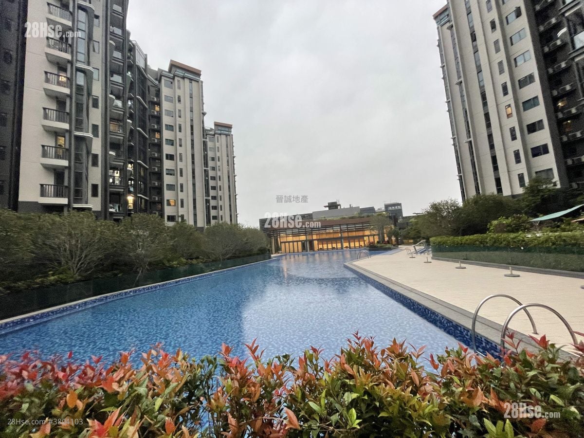 The Bloomsway Sell 4 Bedrooms , 3 Bathrooms 1,039 ft²