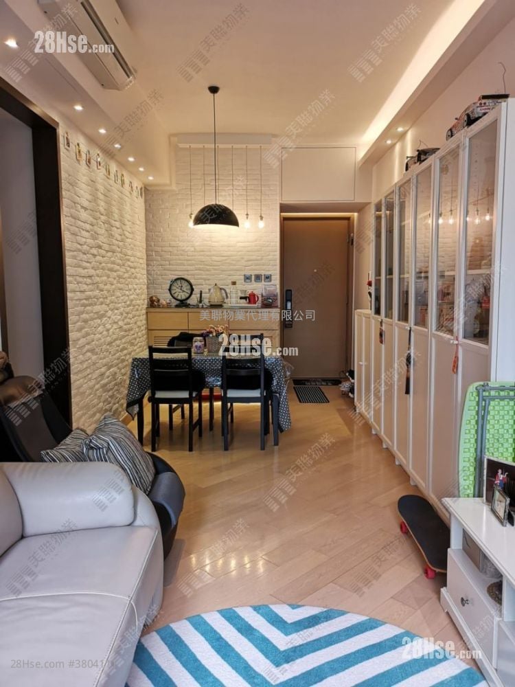 The Wings Rental 2 Bedrooms , 1 Bathroom 551 ft²