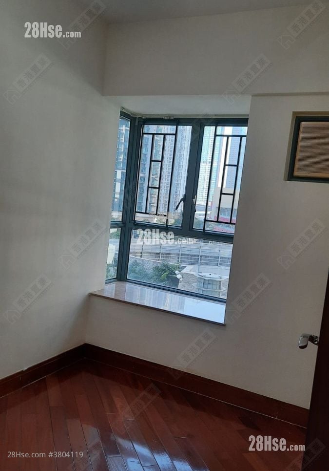 Aquamarine Sell 2 Bedrooms , 1 Bathroom 502 ft²