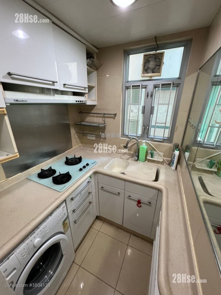 The Pacifica Sell 2 Bedrooms , 1 Bathroom 445 ft²