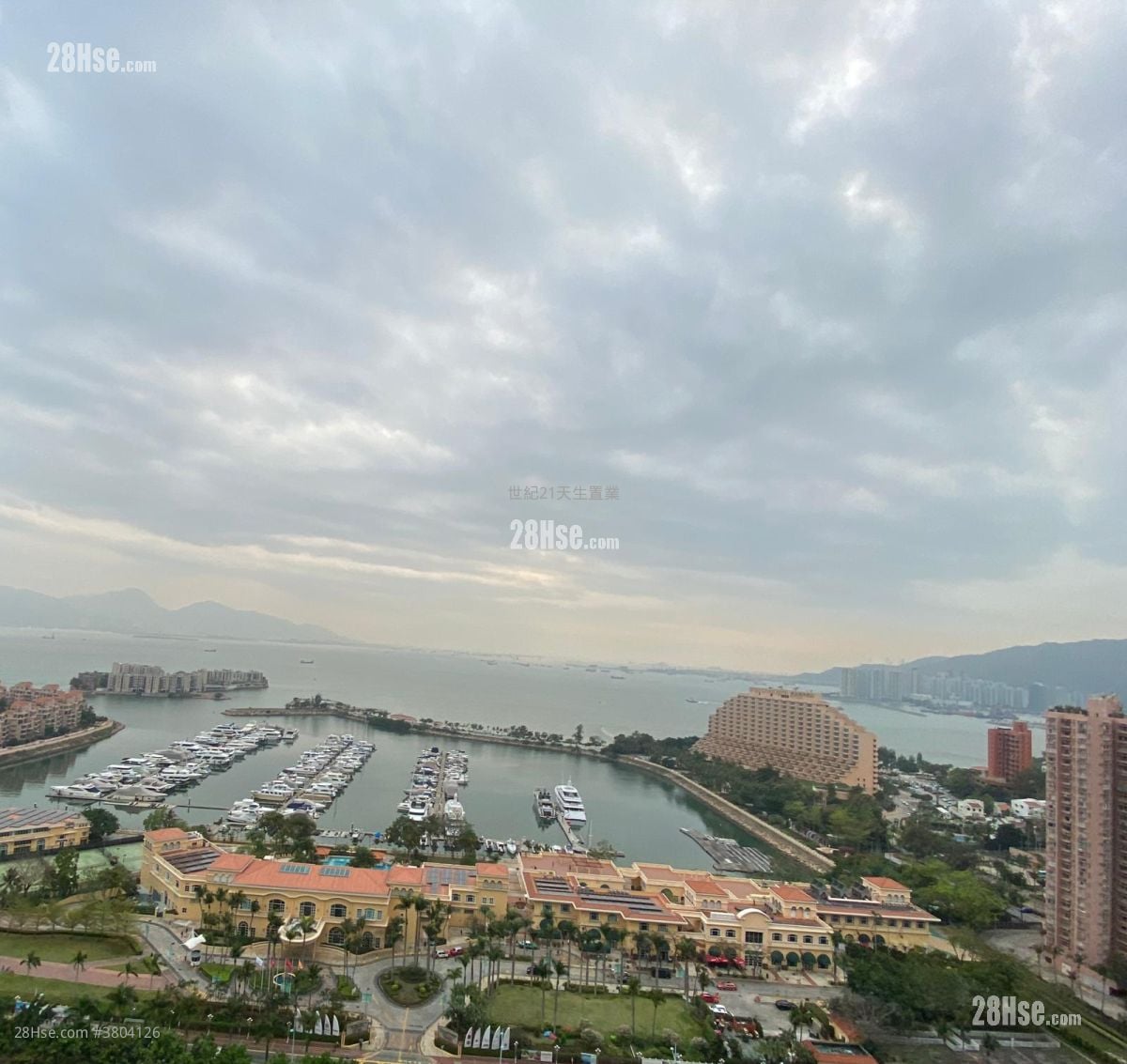 爱琴海岸 售盘 4 房 , 3 浴室 811 平方尺