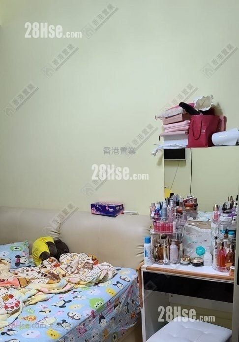 Shining Heights Sell 2 Bedrooms , 1 Bathroom 555 ft²