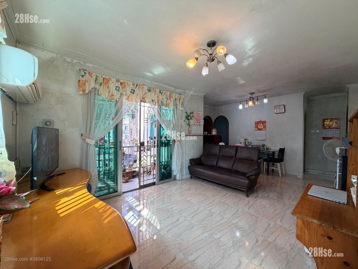 Village Sell 3 Bedrooms , 1 Bathroom 630 ft²