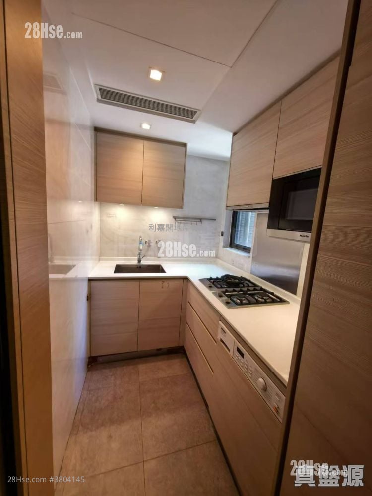 Onmantin Sell 3 Bedrooms 488 ft²