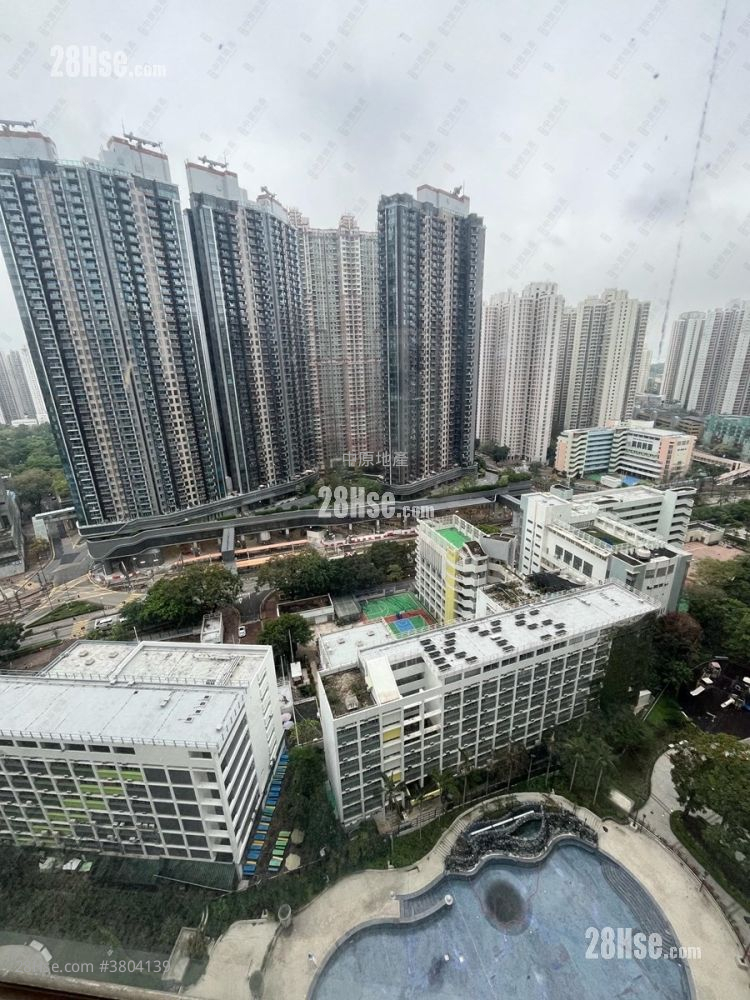 Kingswood Villas Sell 3 Bedrooms , 2 Bathrooms 635 ft²