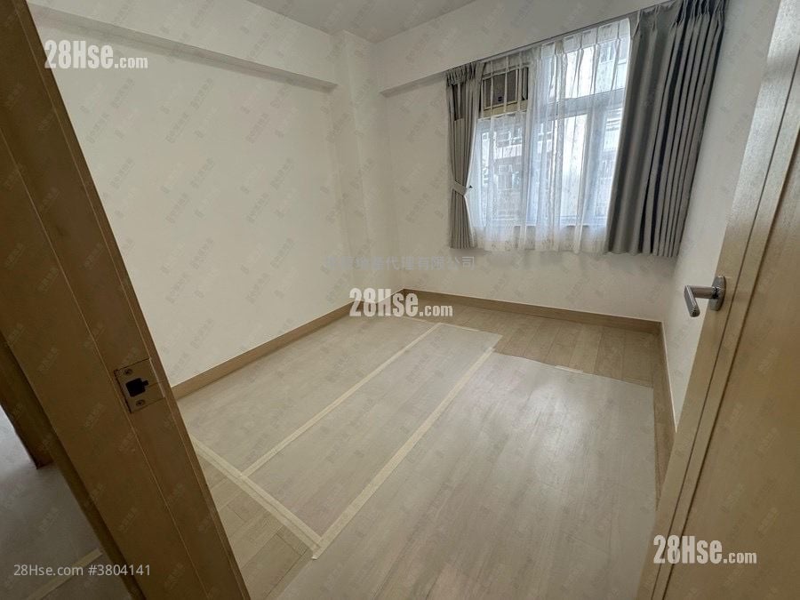 美孚新邨 售盘 3 房 , 3 浴室 946 平方尺