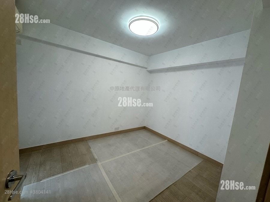 美孚新邨 售盘 3 房 , 3 浴室 946 平方尺