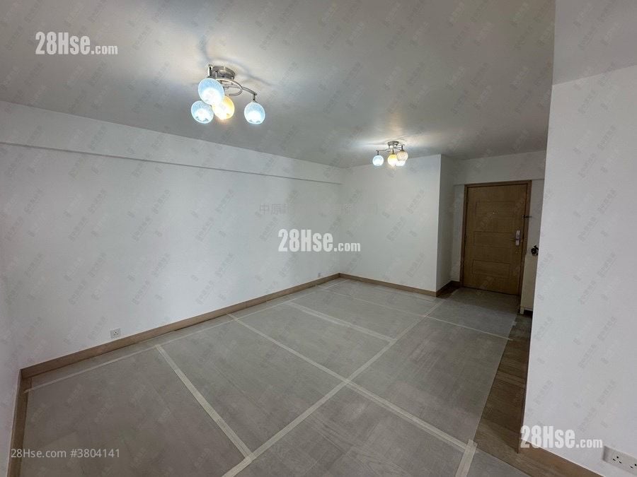 美孚新邨 售盘 3 房 , 3 浴室 946 平方尺