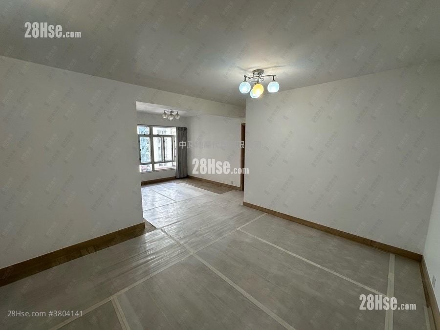 美孚新邨 售盘 3 房 , 3 浴室 946 平方尺