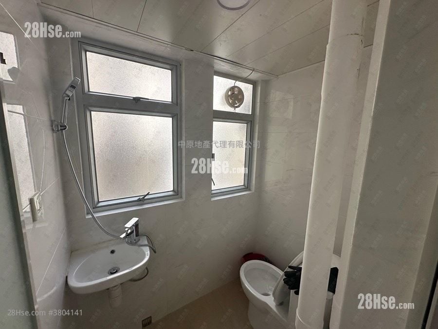 美孚新邨 售盘 3 房 , 3 浴室 946 平方尺