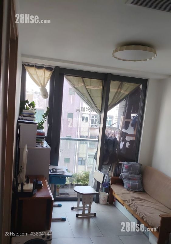 Downtown 38 售盘 1 房 , 1 浴室 301 平方尺