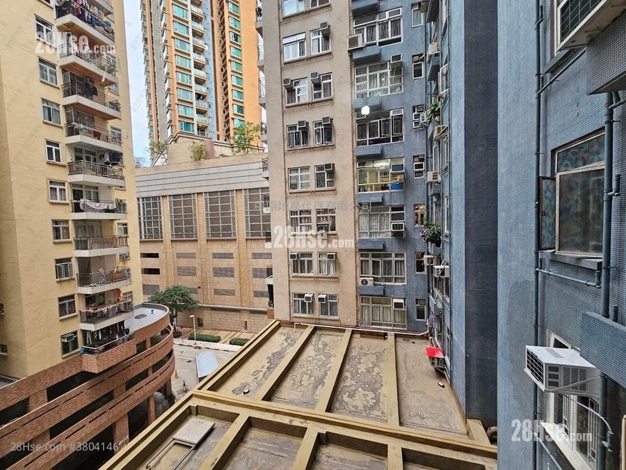 美孚新邨 售盘 2 房 670 平方尺