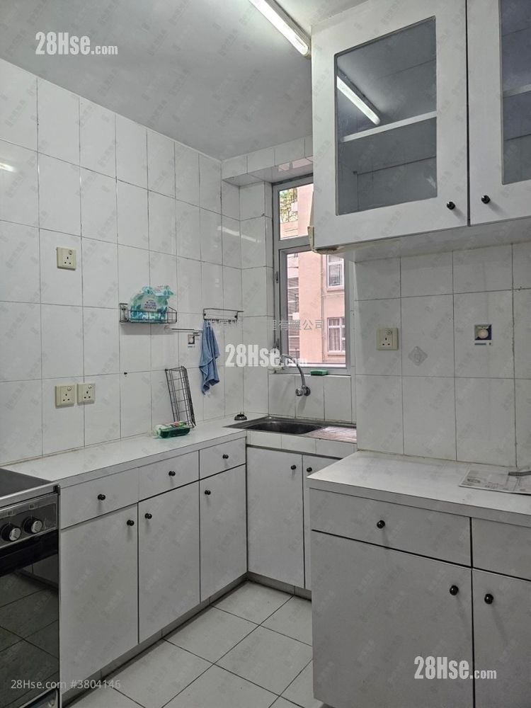 美孚新邨 售盘 2 房 670 平方尺