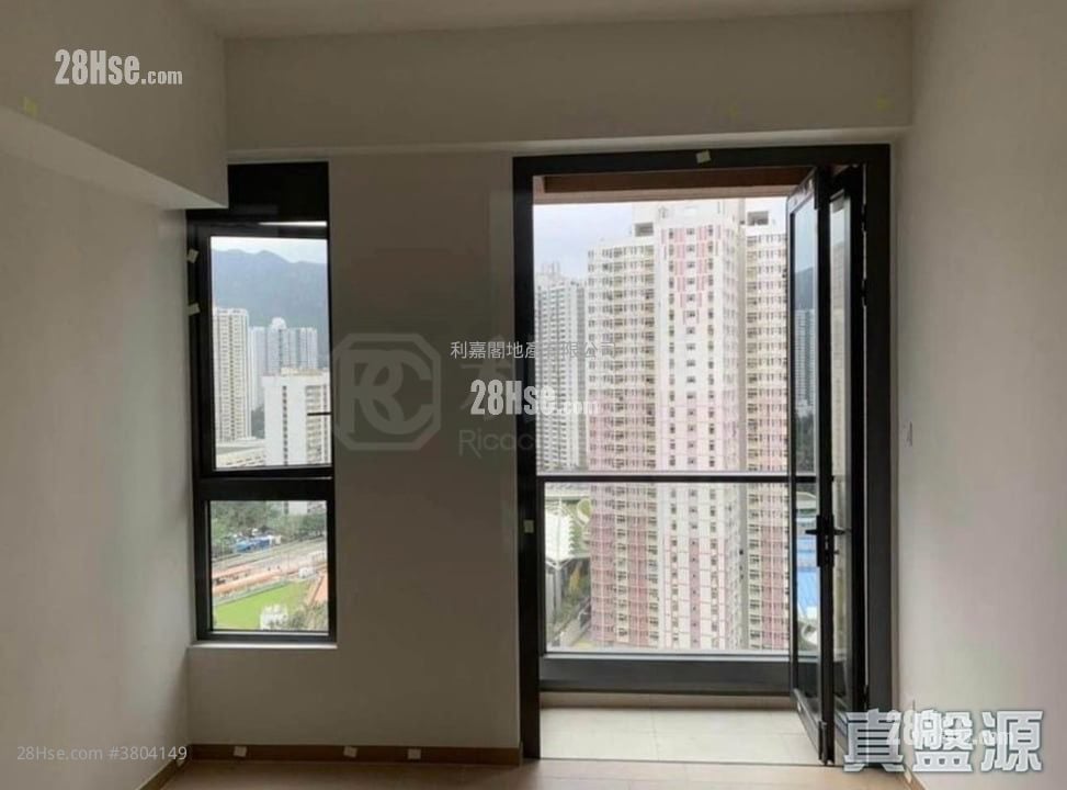 丰连 售盘 开放式间隔 , 1 浴室 253 平方尺