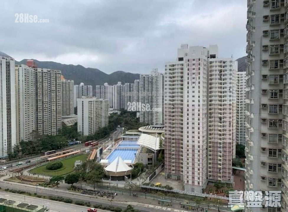 丰连 售盘 开放式间隔 , 1 浴室 253 平方尺