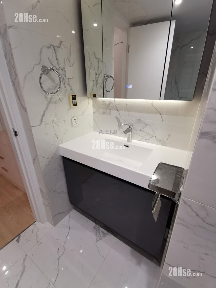 名城 售盘 3 房 , 2 浴室 741 平方尺