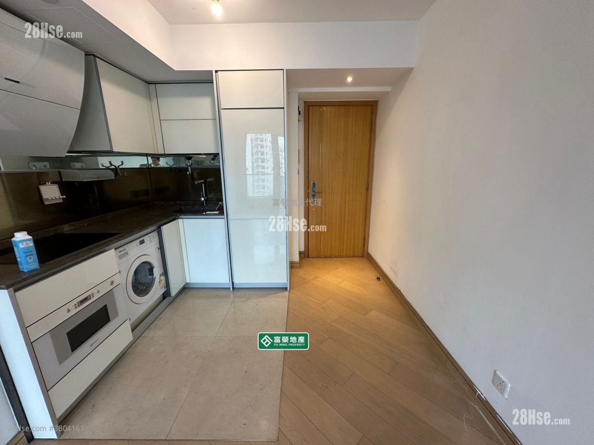 Macpherson Place Sell 2 Bedrooms , 2 Bathrooms 636 ft²