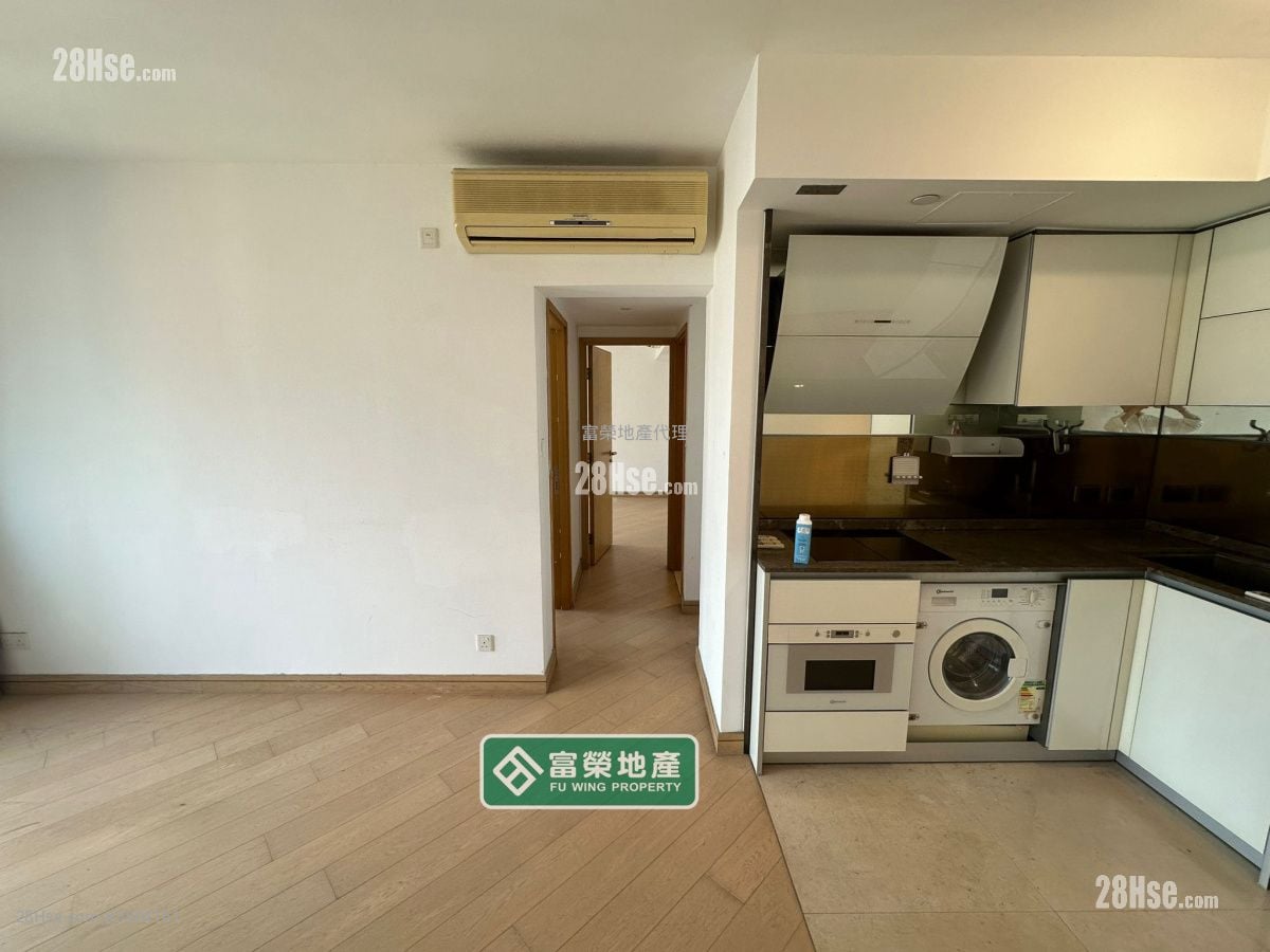 Macpherson Place Sell 2 Bedrooms , 2 Bathrooms 636 ft²