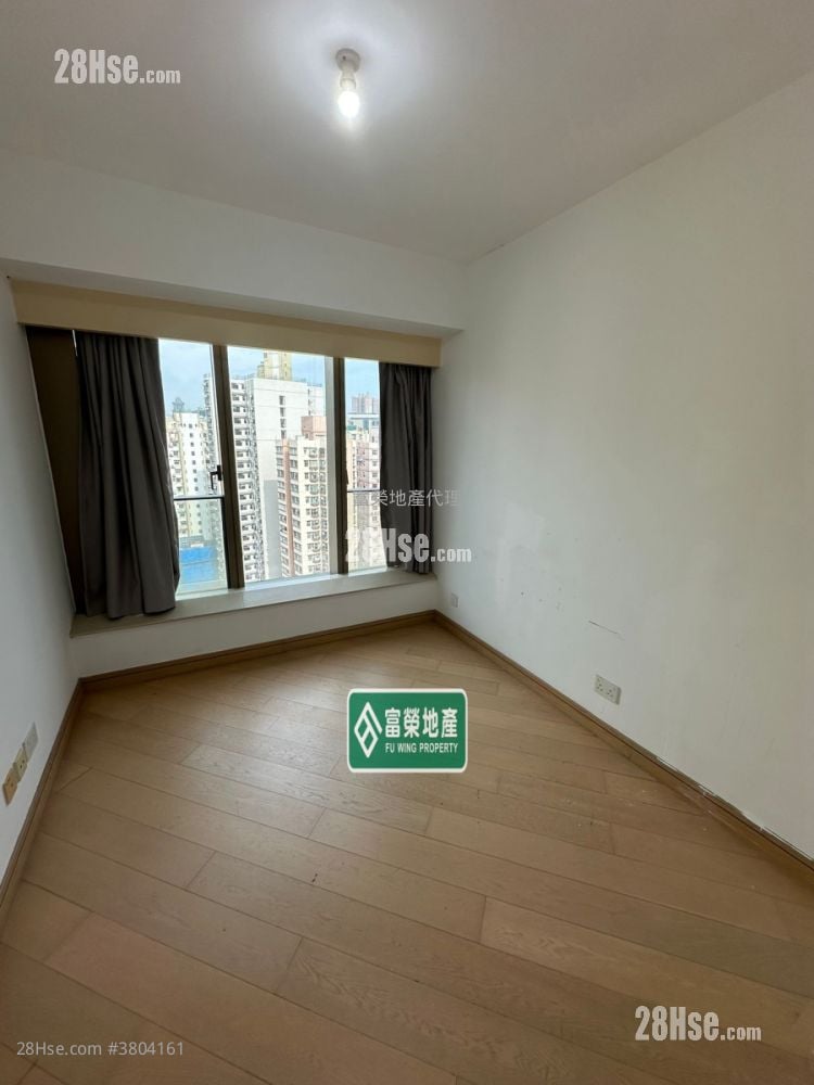 Macpherson Place Sell 2 Bedrooms , 2 Bathrooms 636 ft²