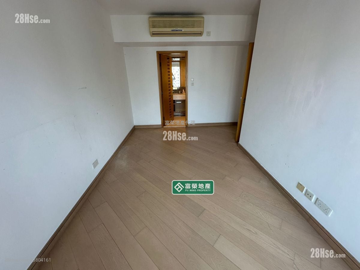 Macpherson Place Sell 2 Bedrooms , 2 Bathrooms 636 ft²