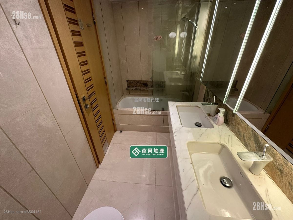 Macpherson Place Sell 2 Bedrooms , 2 Bathrooms 636 ft²