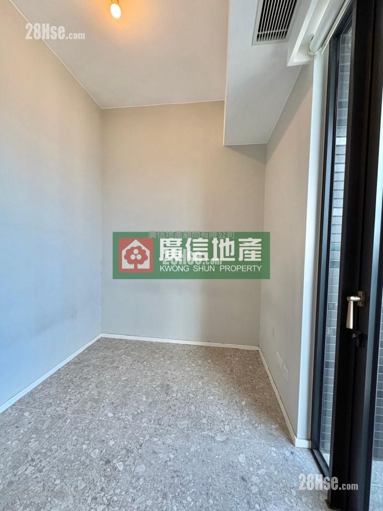 Artisan Garden Sell 1 Bedroom , 1 Bathroom 303 ft²