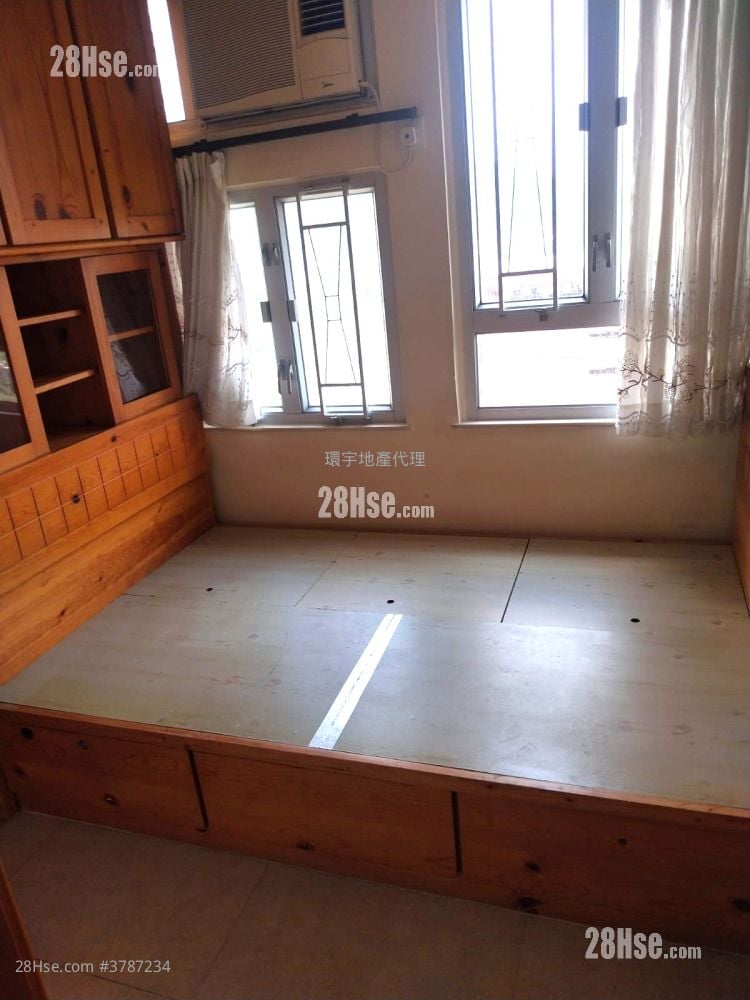 Siu Hong Court Rental 3 Bedrooms , 1 Bathroom 431 ft²