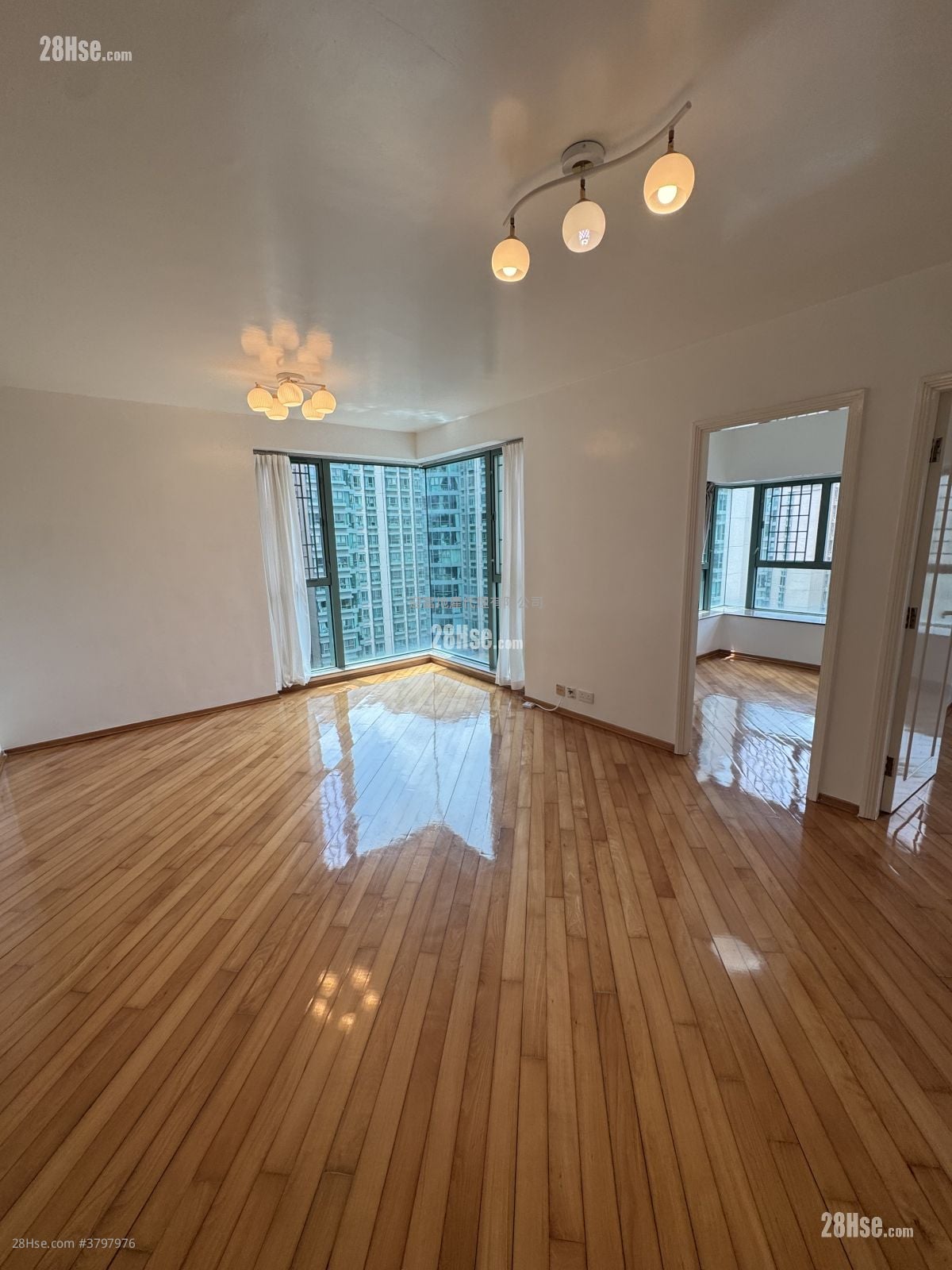 海逸豪园 租盘 2 房 , 1 浴室 593 平方尺