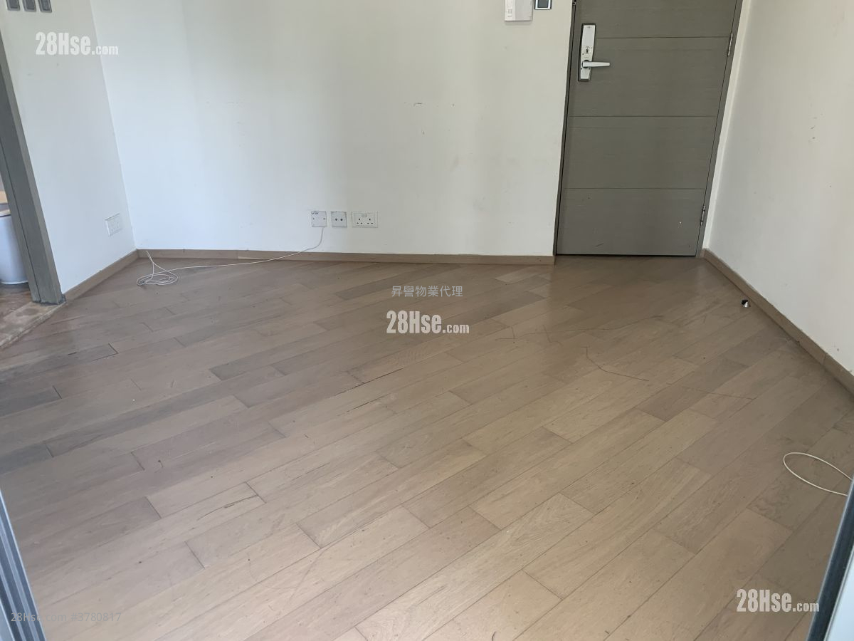 The Met. Focus Rental Studio 230 ft²