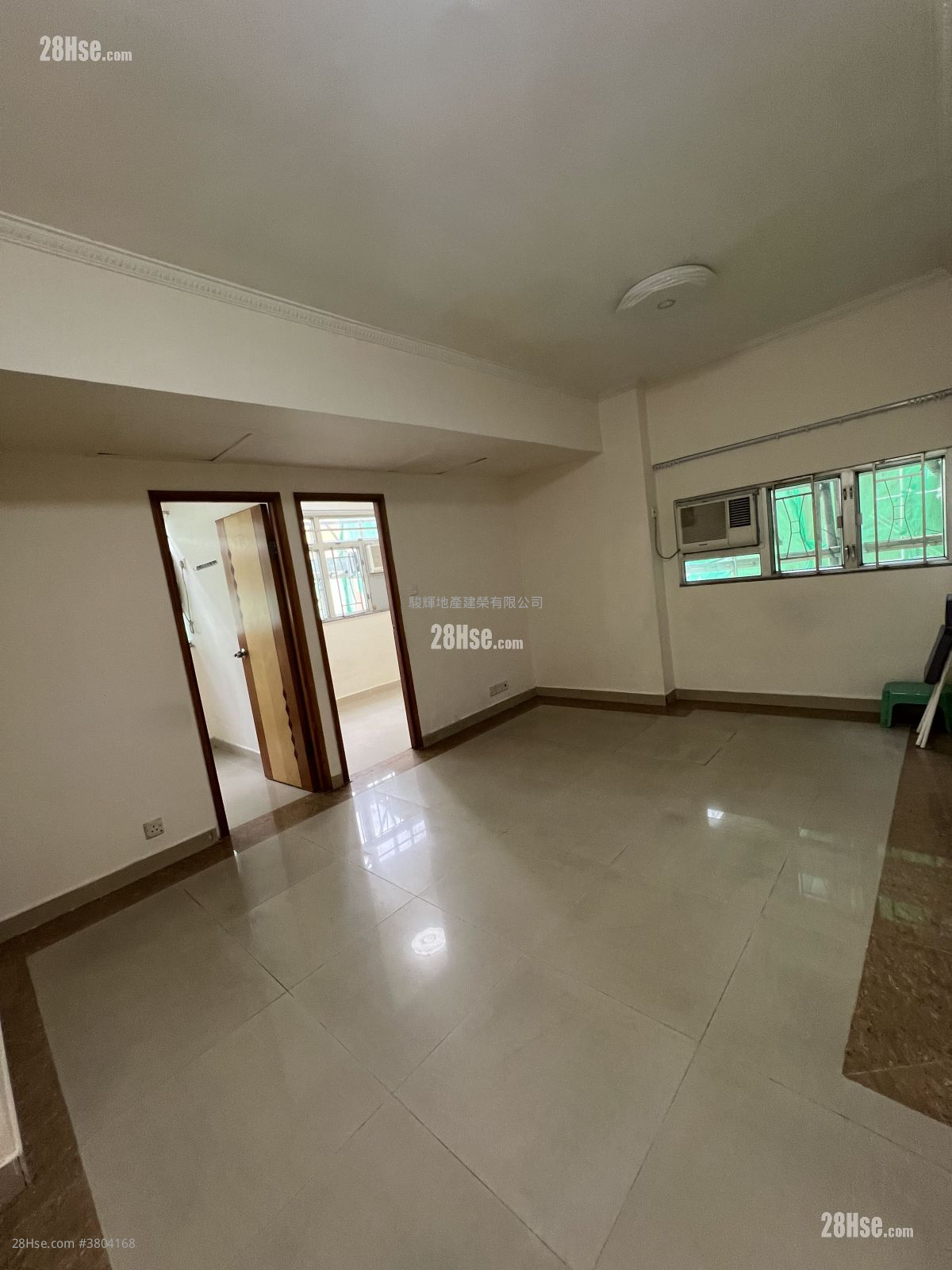 永安大厦 租盘 3 房 , 1 浴室 520 平方尺