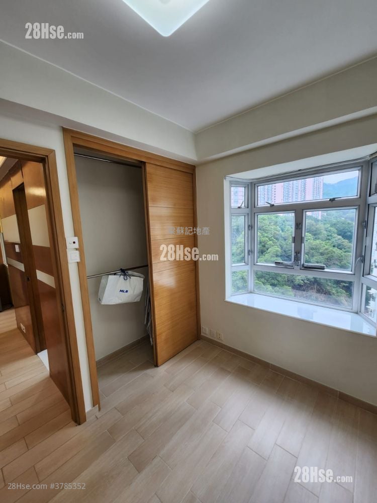 Lily Court Rental 2 Bedrooms , 1 Bathroom 357 ft²