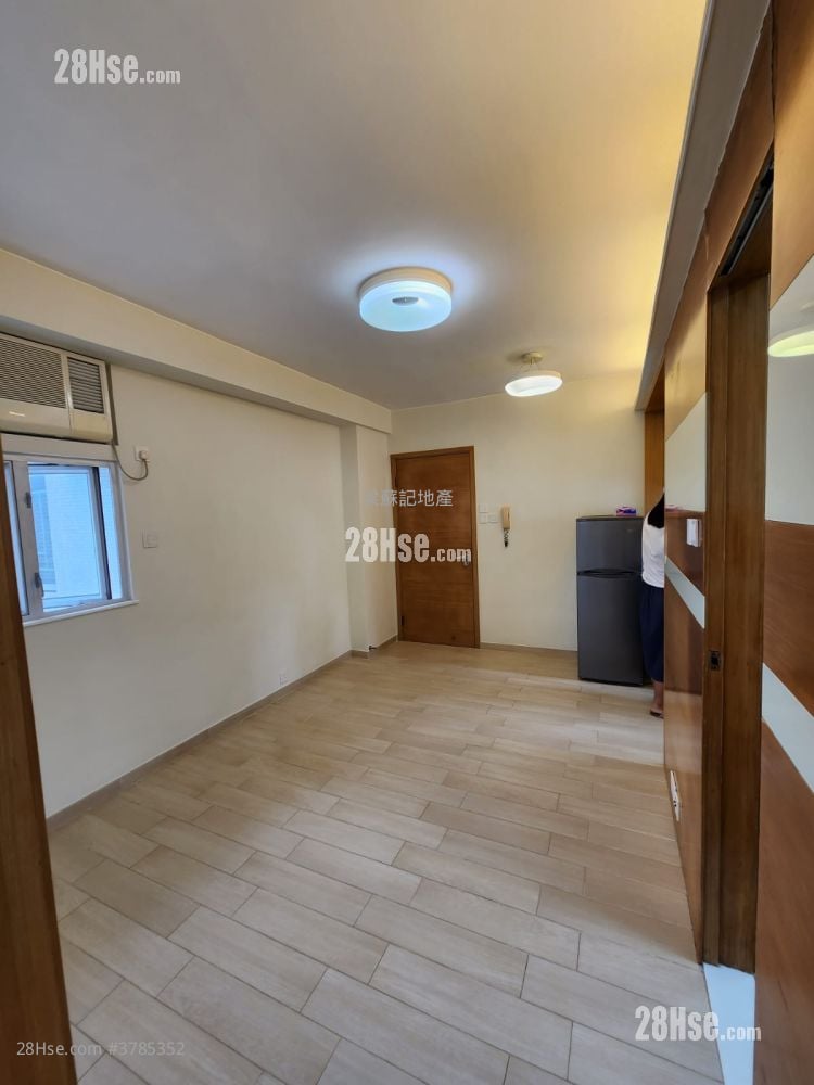 Lily Court Rental 2 Bedrooms , 1 Bathroom 357 ft²