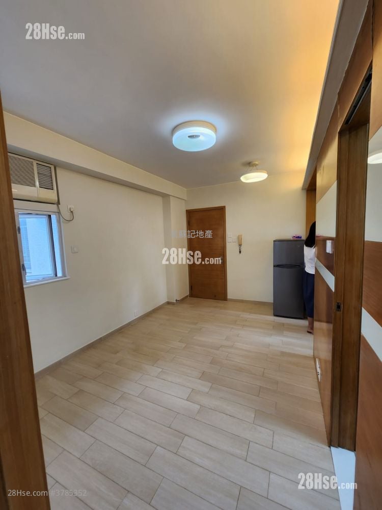 Lily Court Rental 2 Bedrooms , 1 Bathroom 357 ft²