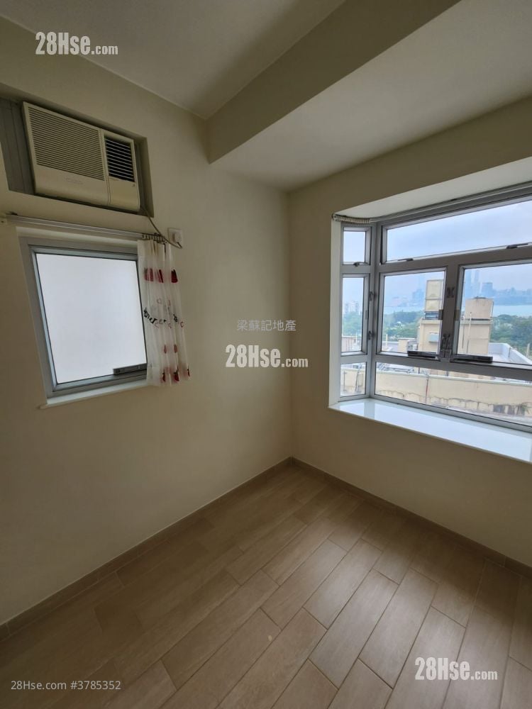 Lily Court Rental 2 Bedrooms , 1 Bathroom 357 ft²