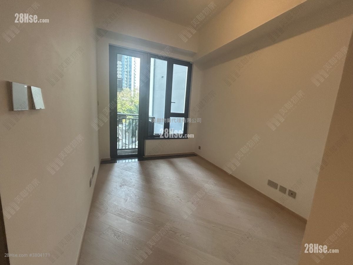 傲玟 租盘 3 房 , 3 浴室 1,264 平方尺