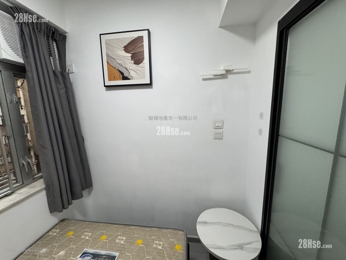 Yip Cheong Building Rental 1 Bedroom , 1 Bathroom 180 ft²