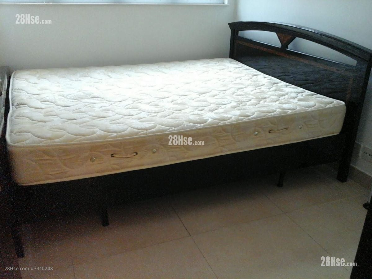 Lee Wing Building Rental 3 Bedrooms , 1 Bathroom 543 ft²