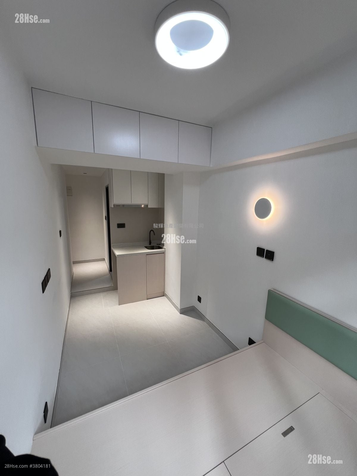 Man Wah Building Rental Studio , 1 Bathroom 160 ft²