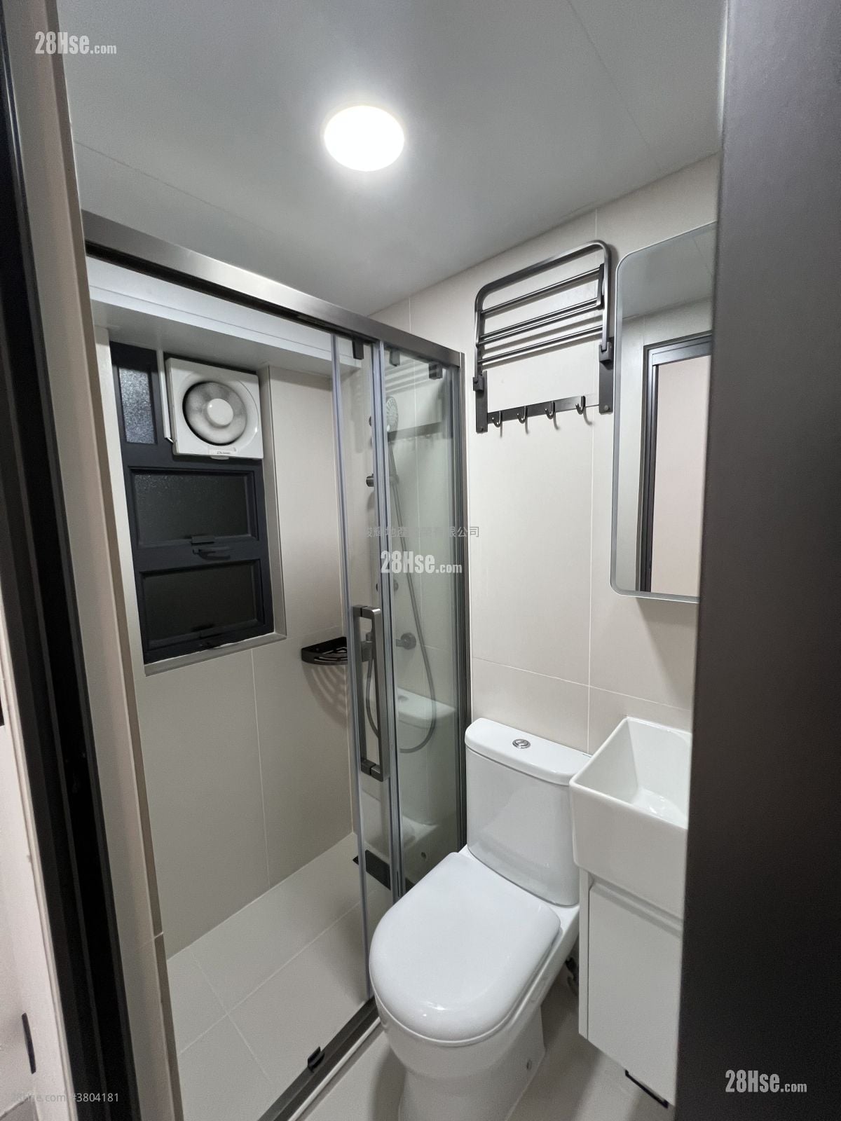 Man Wah Building Rental Studio , 1 Bathroom 160 ft²