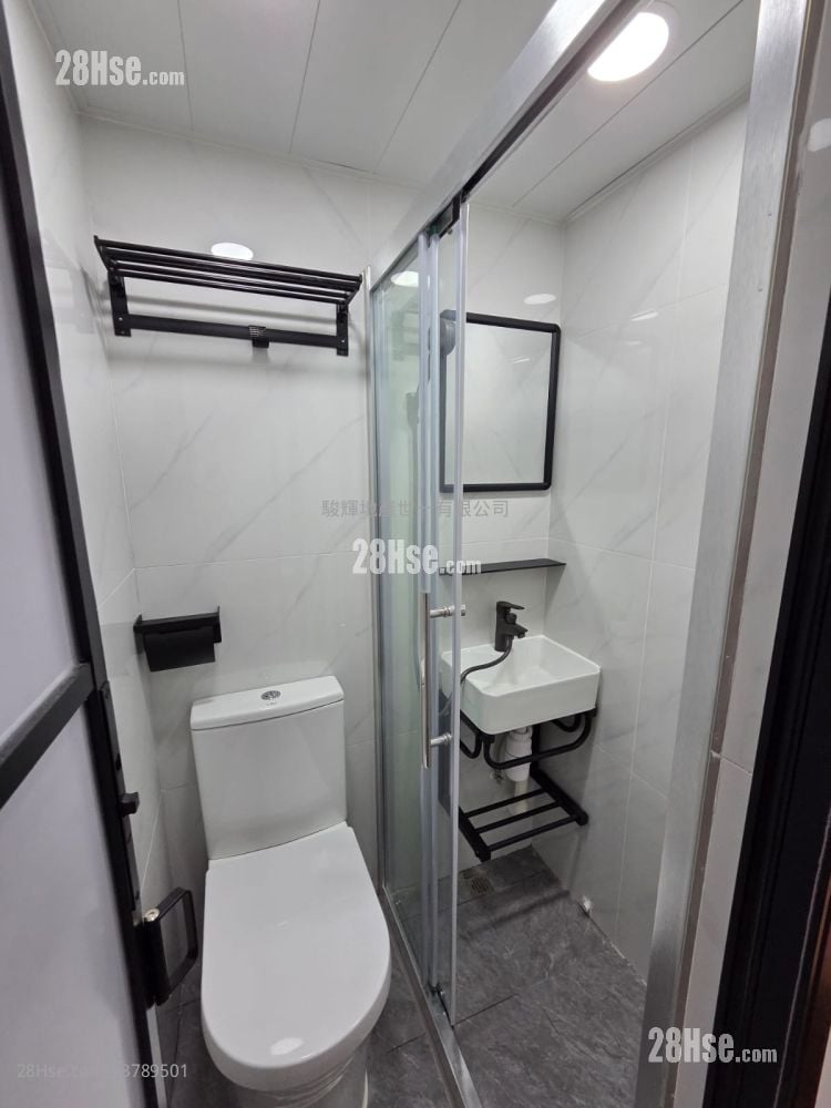 Golden Crown Court Rental 1 Bedroom , 1 Bathroom 200 ft²