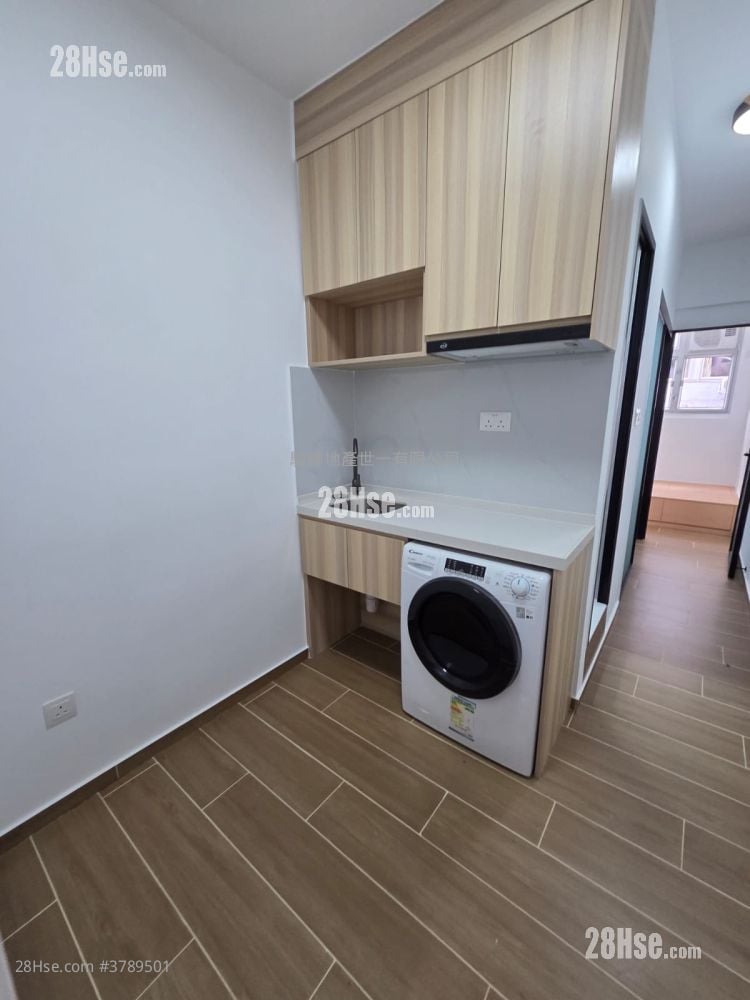 Golden Crown Court Rental 1 Bedroom , 1 Bathroom 200 ft²