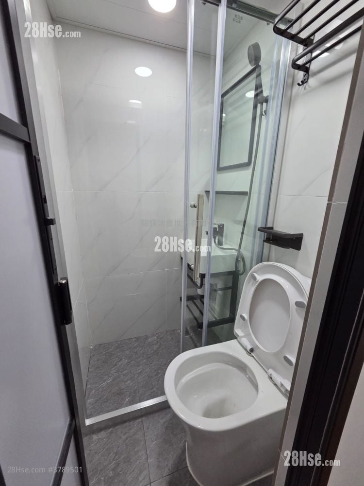 Golden Crown Court Rental 1 Bedroom , 1 Bathroom 200 ft²