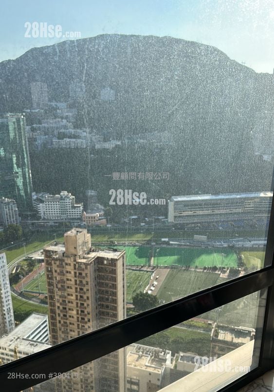 Beverly Hill Sell 1,426 ft²