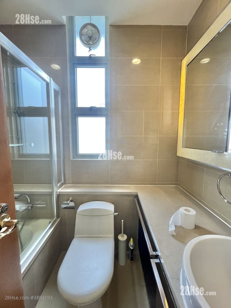 Park Island Sell 5+ Bedrooms , 3 Bathrooms 1,421 ft²