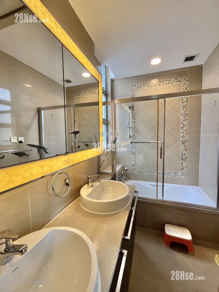 Park Island Sell 5+ Bedrooms , 3 Bathrooms 1,421 ft²