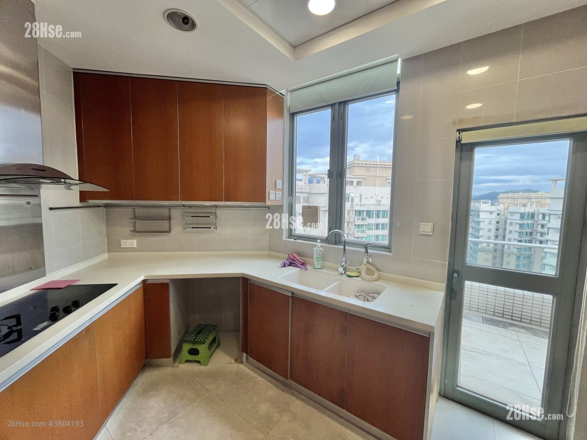 Park Island Sell 5+ Bedrooms , 3 Bathrooms 1,421 ft²