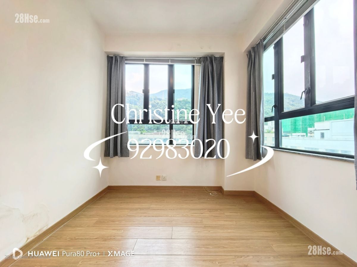 Holly Court Rental 3 Bedrooms , 2 Bathrooms 1,098 ft²