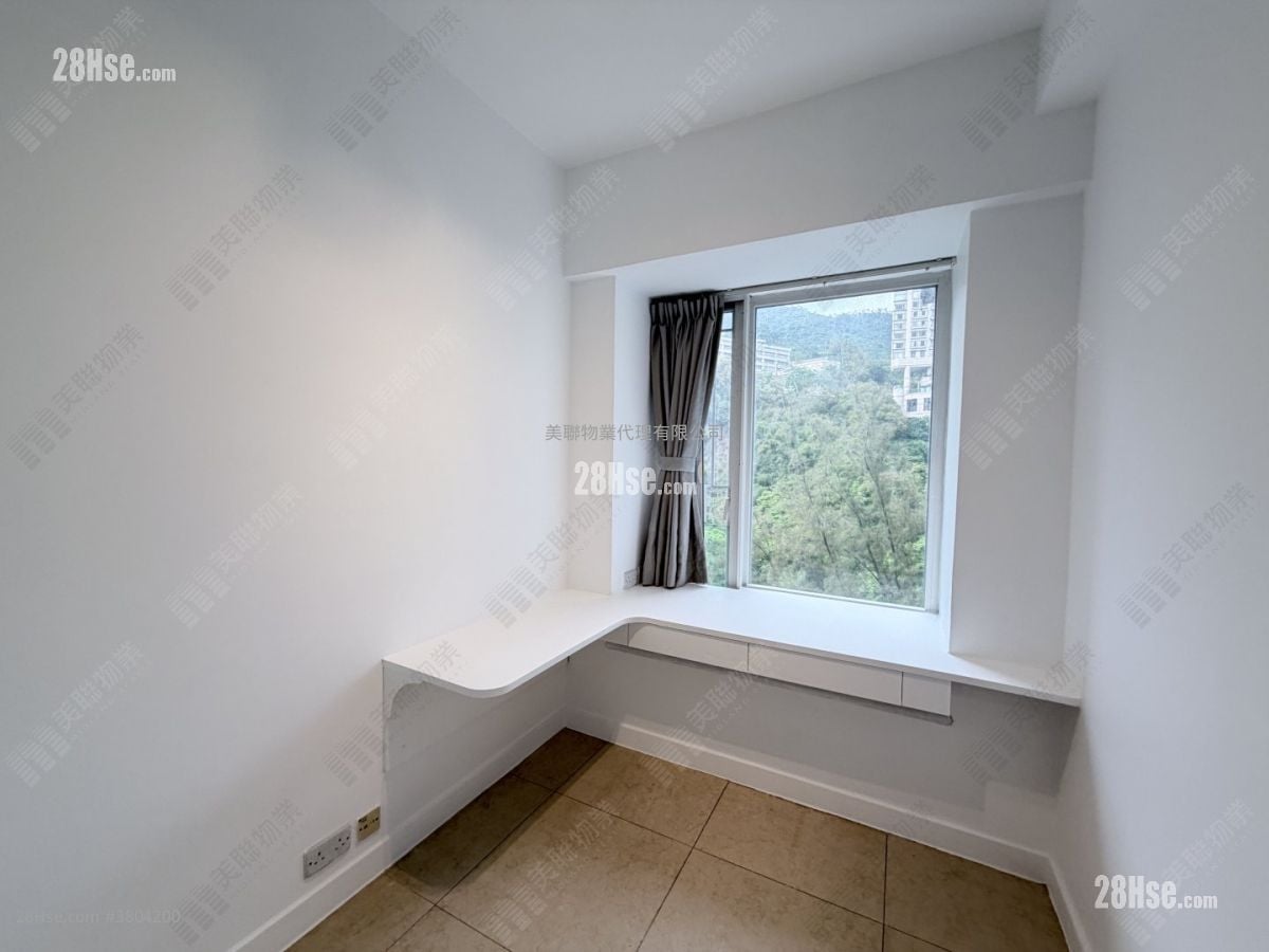 One Beacon Hill Sell 3 Bedrooms , 2 Bathrooms 1,047 ft²