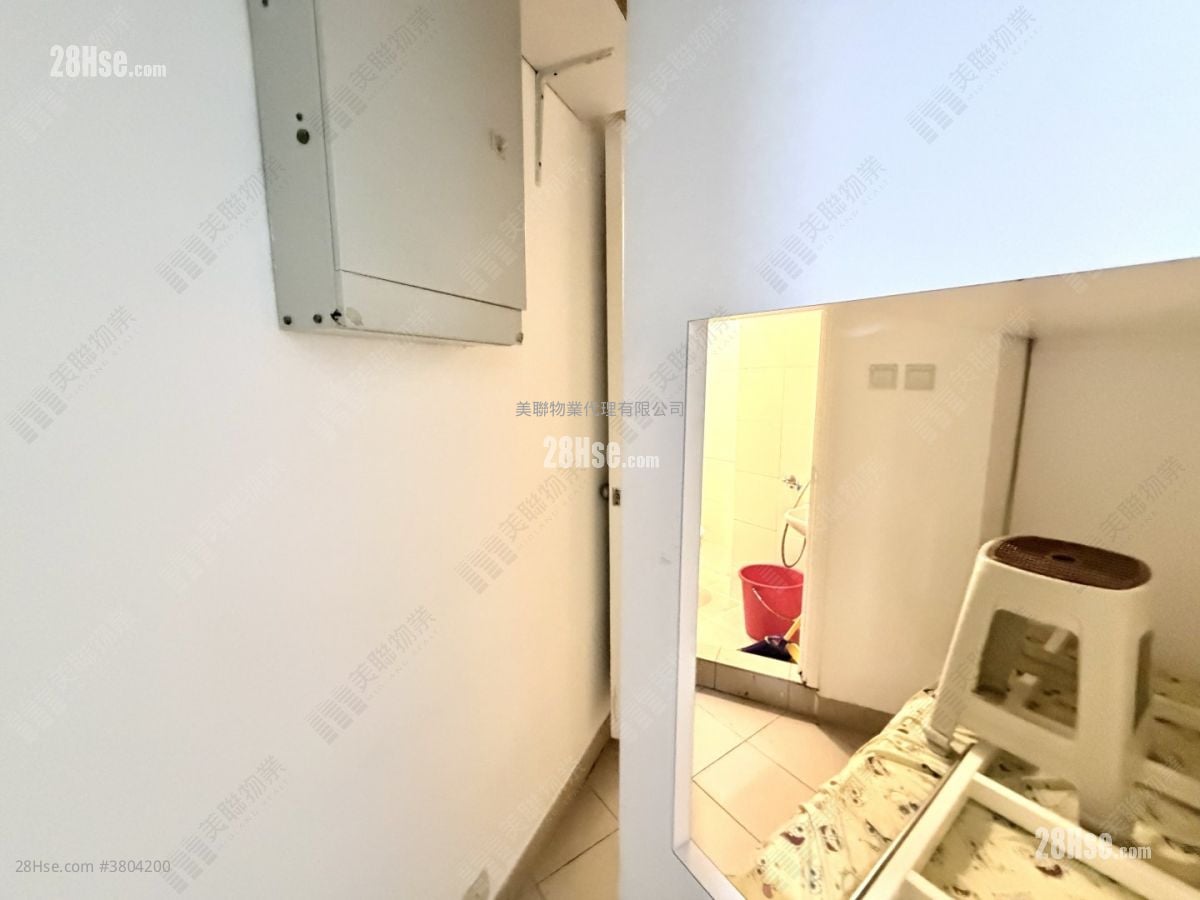 One Beacon Hill Sell 3 Bedrooms , 2 Bathrooms 1,047 ft²